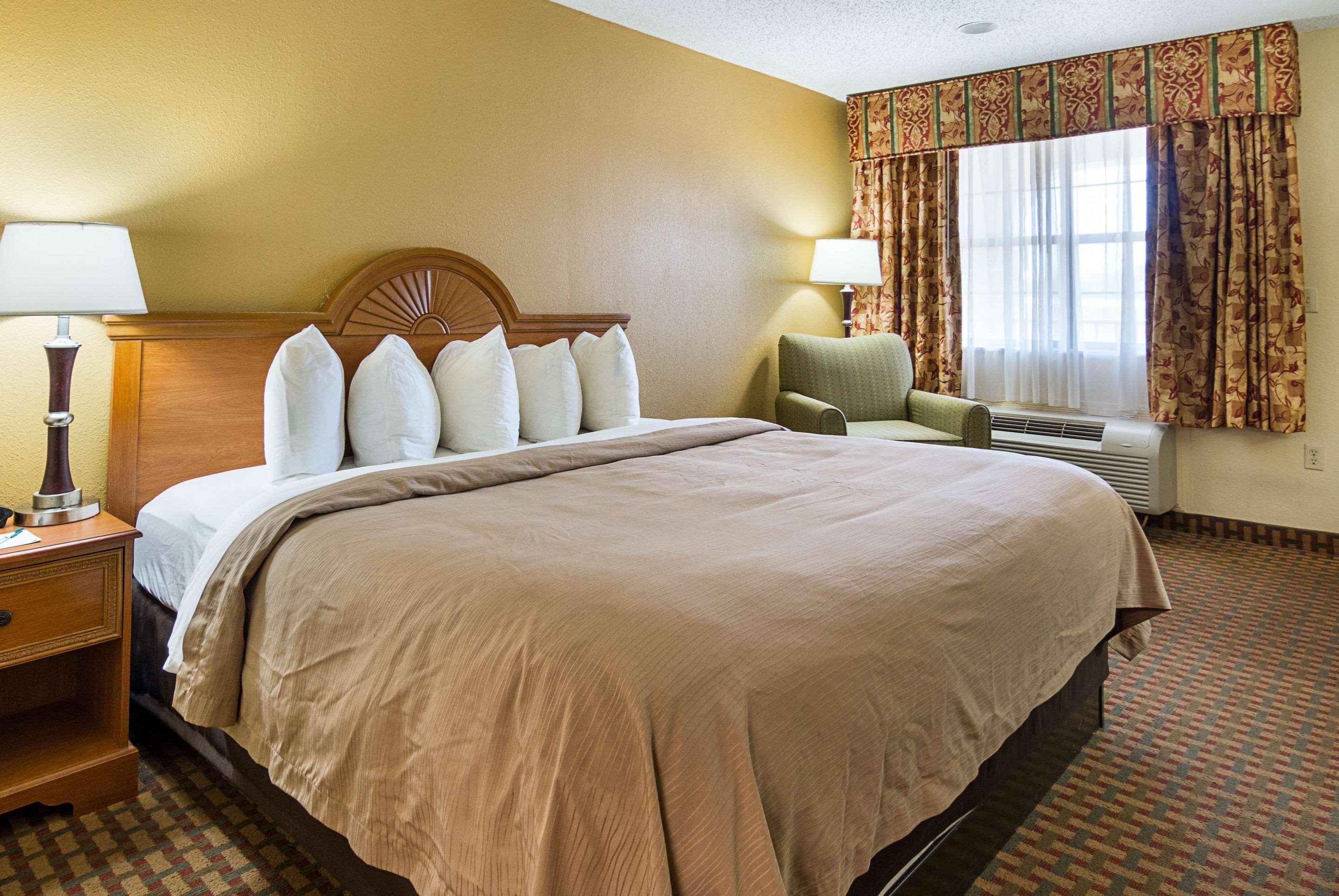 בוסייר סיטי Quality Inn Near Casinos And Convention Center מראה חיצוני תמונה