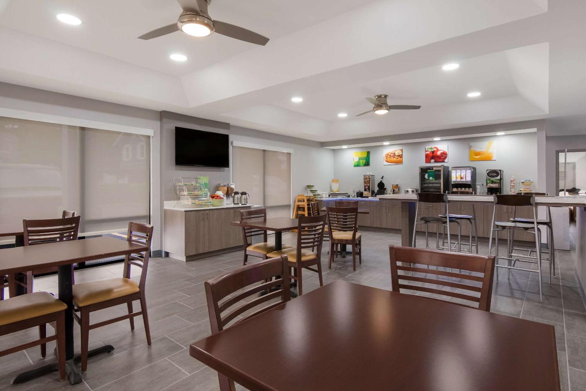 בוסייר סיטי Quality Inn Near Casinos And Convention Center מראה חיצוני תמונה