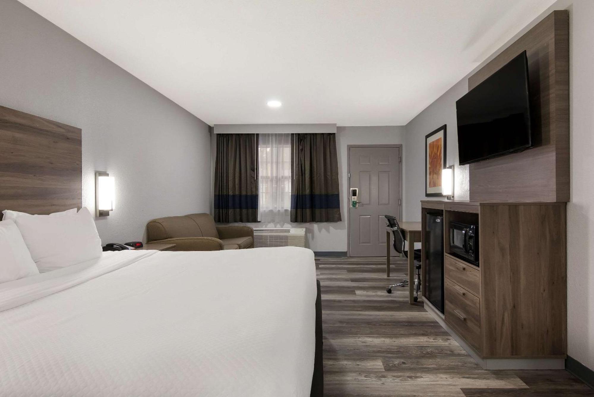 בוסייר סיטי Quality Inn Near Casinos And Convention Center מראה חיצוני תמונה