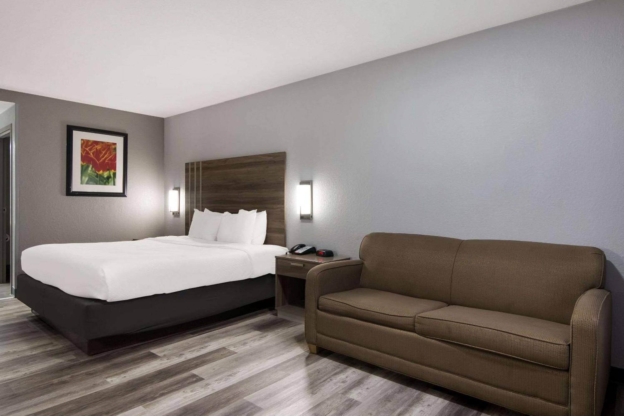 בוסייר סיטי Quality Inn Near Casinos And Convention Center מראה חיצוני תמונה